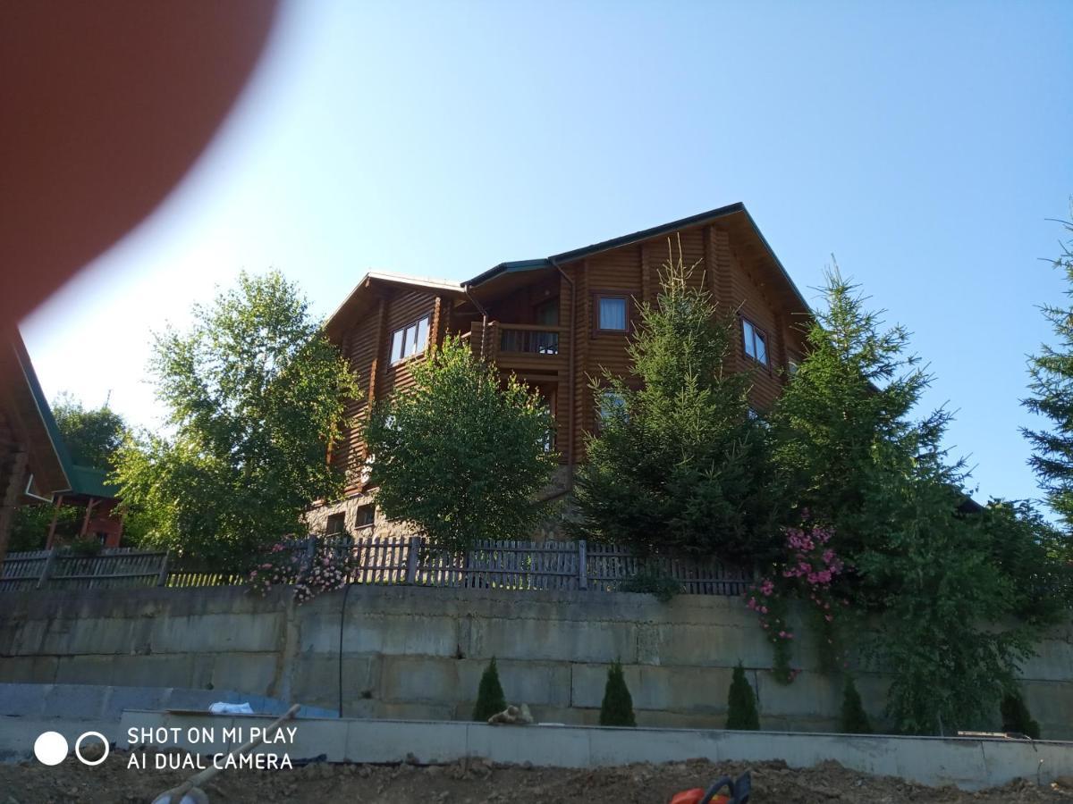Крокус Мія Hotel Славске Екстериор снимка