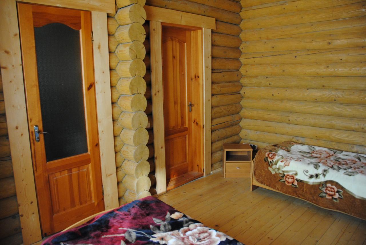 Крокус Мія Hotel Славске Екстериор снимка