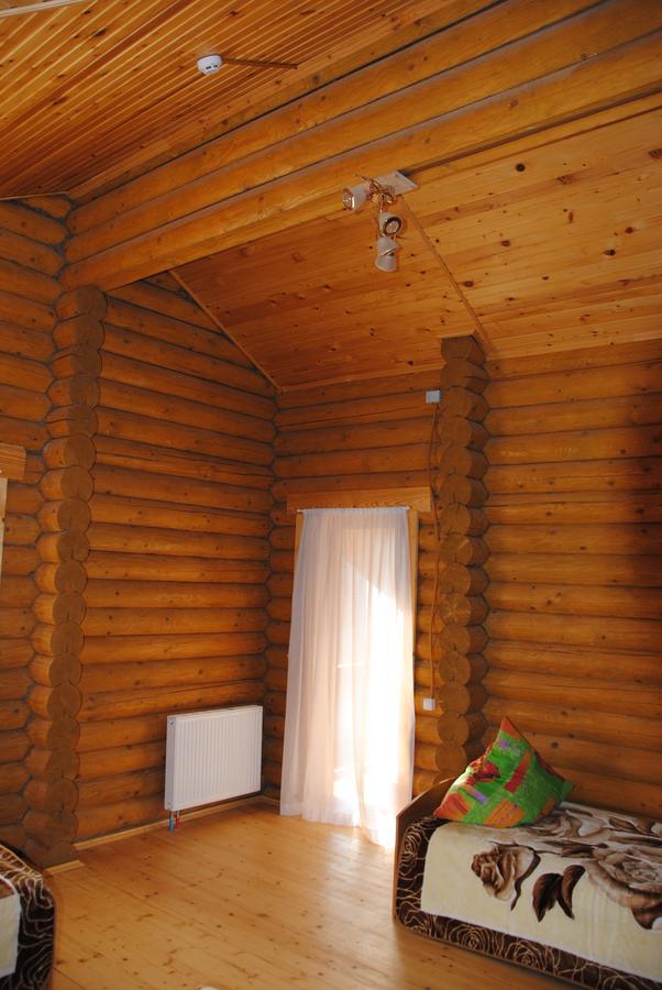 Крокус Мія Hotel Славске Екстериор снимка