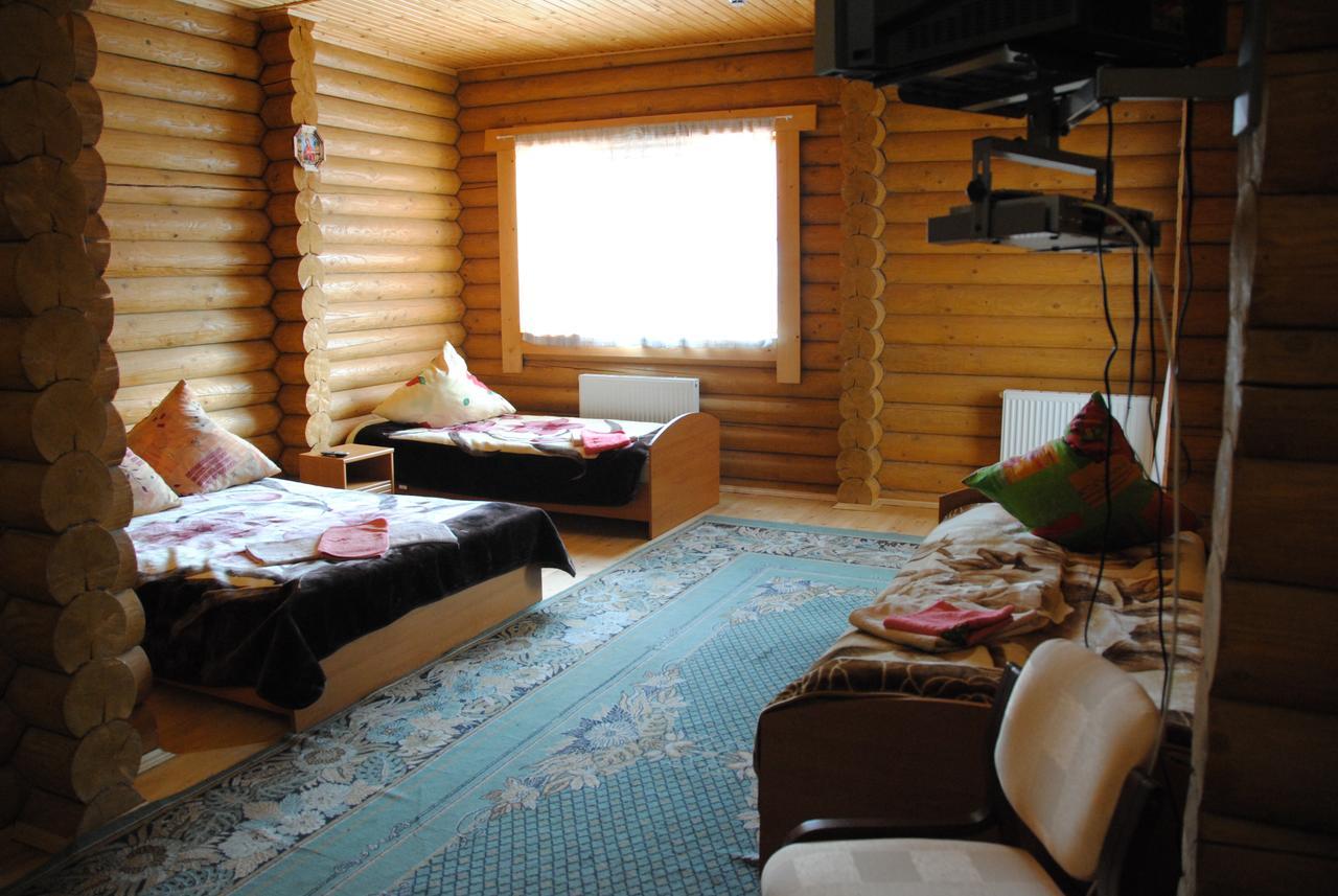 Крокус Мія Hotel Славске Екстериор снимка