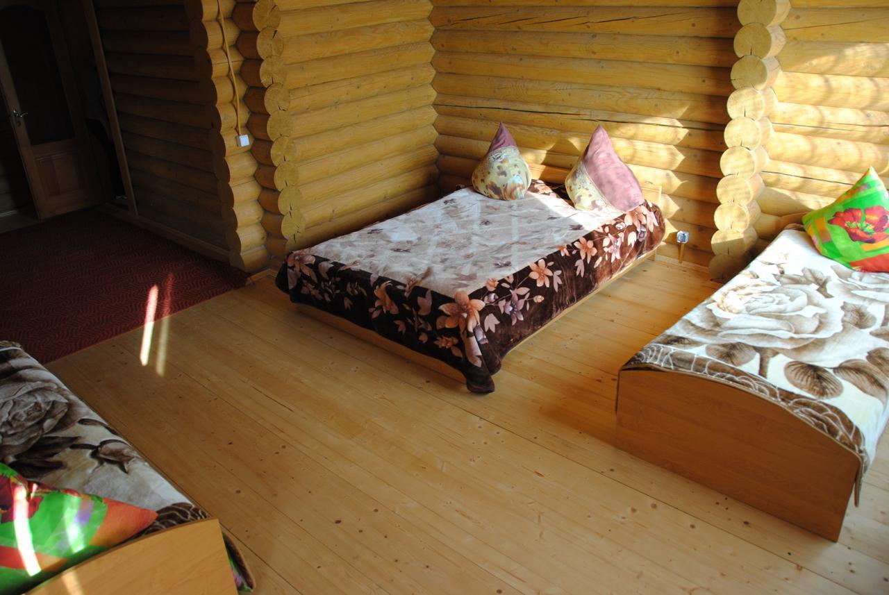 Крокус Мія Hotel Славске Екстериор снимка