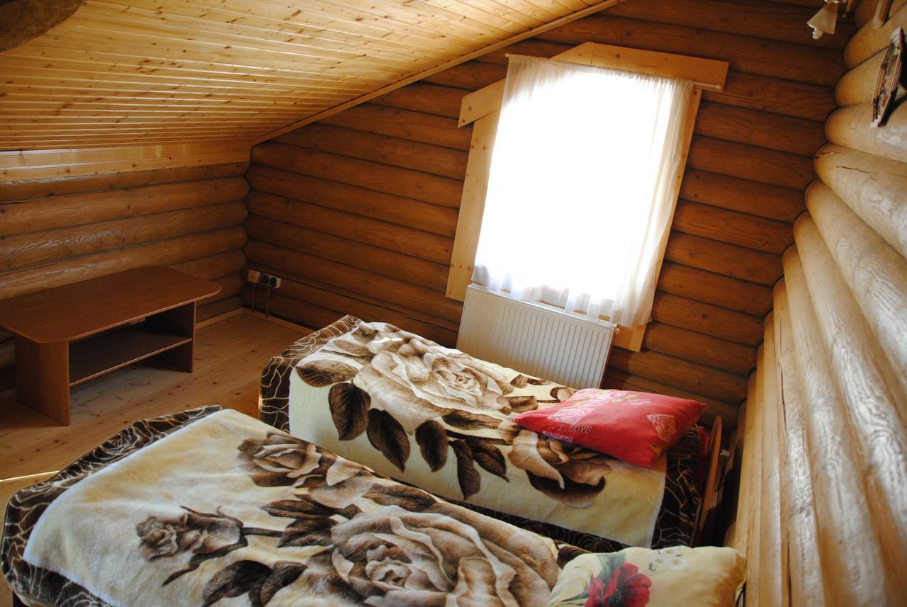 Крокус Мія Hotel Славске Екстериор снимка