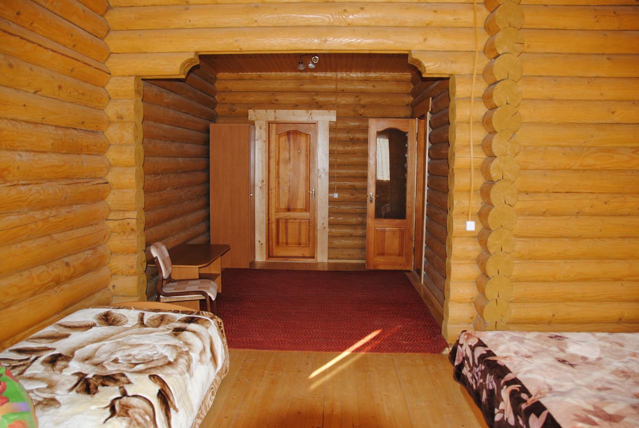 Крокус Мія Hotel Славске Екстериор снимка